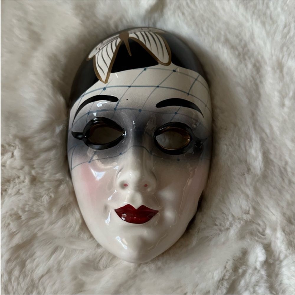 Vintage 1980s Flapper Girl Mask Decor/Japanese Kabuki theater mask BLACK ONLY